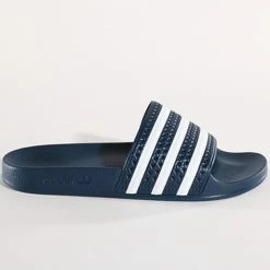 Top 10 😉 Claquettes Adilette 288022 Adiblue White de Adidas Originals 🎉 -Pas Cher adidas Magasin adidas 129974 288022 20180828T181240 04