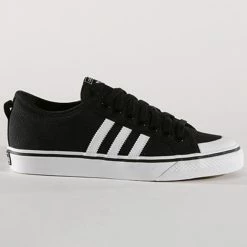 Offres 🌟 Baskets Nizza CQ2332 Core Black Footwear White de Adidas Originals 🧨 12 Offres 🌟 Baskets Nizza CQ2332 Core Black Footwear White de Adidas Originals 🧨 -Pas Cher adidas Magasin adidas 140894 cq2332 20180903T150605 02