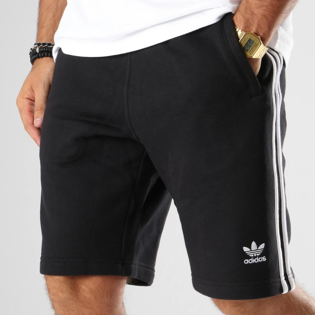 Les meilleures critiques de 🌟 Short Jogging Bandes Brodées 3 Stripes DH5798 Noir Blanc de Adidas Originals 🤩 3 Les meilleures critiques de 🌟 Short Jogging Bandes Brodées 3 Stripes DH5798 Noir Blanc de Adidas Originals 🤩