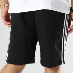 Les meilleures critiques de 🌟 Short Jogging Bandes Brodées 3 Stripes DH5798 Noir Blanc de Adidas Originals 🤩 10 Les meilleures critiques de 🌟 Short Jogging Bandes Brodées 3 Stripes DH5798 Noir Blanc de Adidas Originals 🤩 -Pas Cher adidas Magasin adidas 145760 DH5798 20180629T152547 04