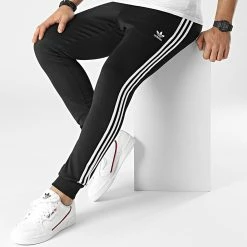 Grosses soldes 🛒 Pantalon Jogging A Bandes SST TP Prime Blue GF0210 Noir Blanc de Adidas Originals 🤩 -Pas Cher adidas Magasin adidas 222232 GF0210 TPDT 20211217T083303 04