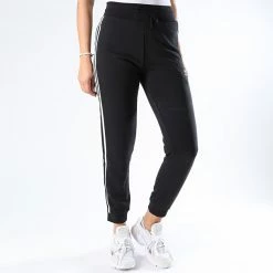 Le moins cher 😉 Pantalon Jogging Slim Femme A Bandes GD2255 Noir de Adidas Originals ✨ -Pas Cher adidas Magasin adidas 225552 GD2255 20200731T124542 03