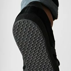 Grosses soldes 🔥 Baskets Gazelle CG2809 Core Black Core Black de Adidas Originals 💯 13 Grosses soldes 🔥 Baskets Gazelle CG2809 Core Black Core Black de Adidas Originals 💯 -Pas Cher adidas Magasin adidas 228921 CQ2809 20200916T151922 05