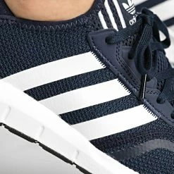 Meilleur prix 🛒 Baskets Swift Run X FY2115 Collegiate Navy Footwear White Core Black de Adidas Originals ⭐ -Pas Cher adidas Magasin adidas 244003 FY2115 20201221T114122 02