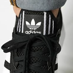 Les meilleures critiques de 👍 Baskets Swift Run X FY2110 Core Black Footwear White de Adidas Originals ❤️ -Pas Cher adidas Magasin adidas 244265 FY2110 20201221T114931 03