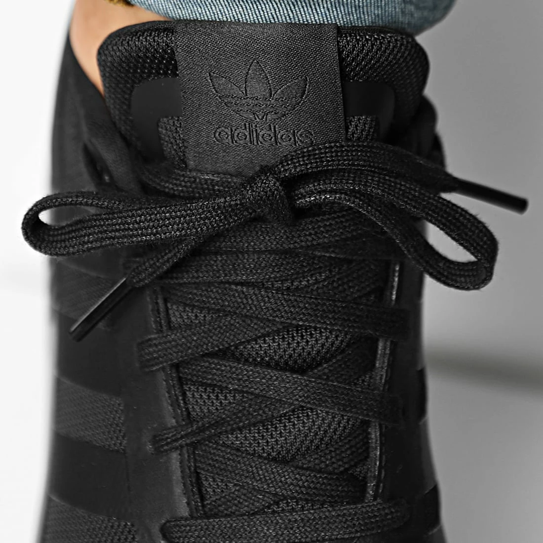 Nouveau 👏 Baskets Multix FZ3438 Core Black Core Black de Adidas Originals 🛒 5 Nouveau 👏 Baskets Multix FZ3438 Core Black Core Black de Adidas Originals 🛒 – Image 3