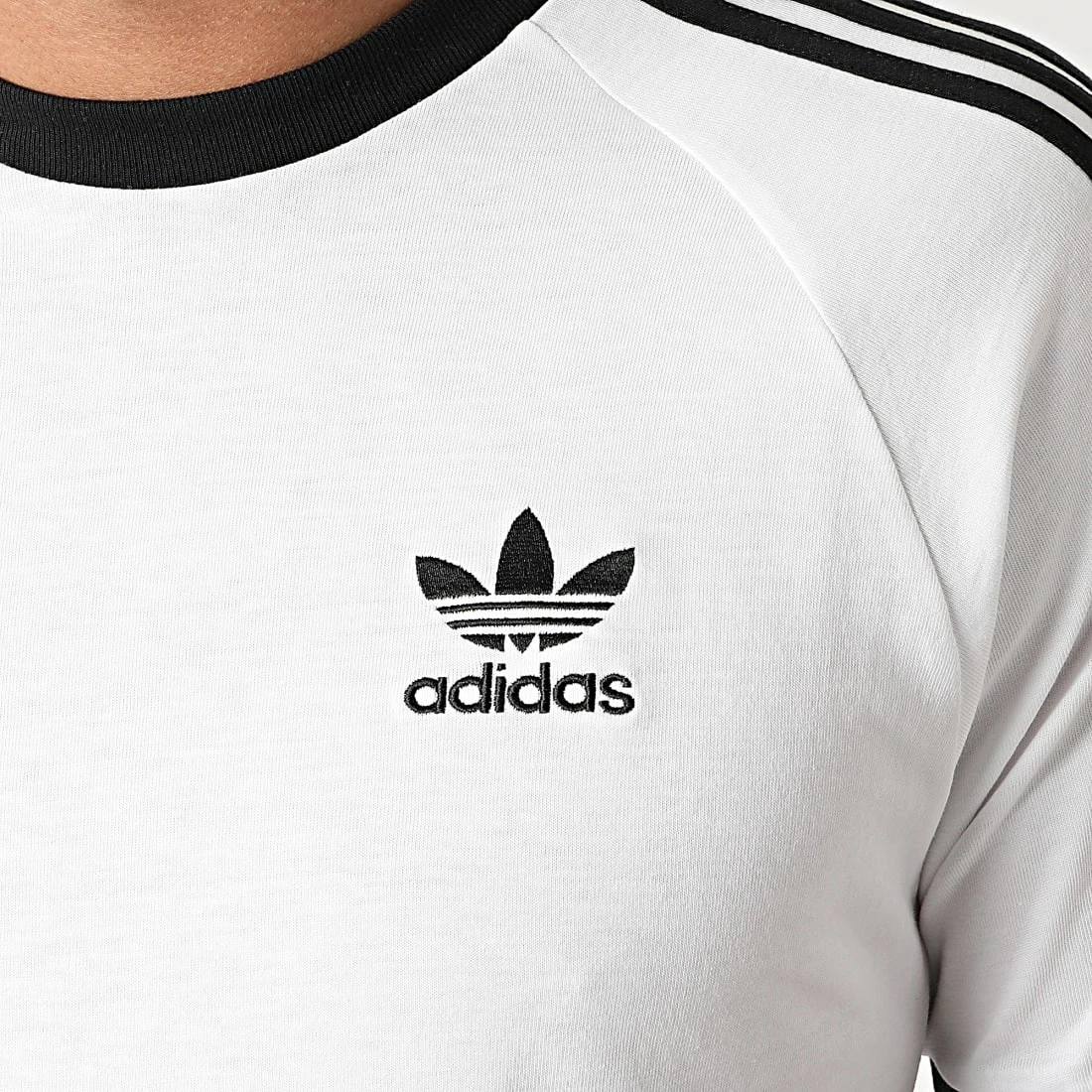 Meilleure affaire 👍 Tee 👕 Shirt A Bandes 3 Stripes GN3494 Blanc de Adidas Originals 👏 4 Meilleure affaire 👍 Tee 👕 Shirt A Bandes 3 Stripes GN3494 Blanc de Adidas Originals 👏 – Image 2