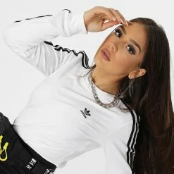 De gros 🌟 Tee 👚 Shirt Manches Longues Femme A Bandes Adicolor GT4261 Blanc de Adidas Originals 🌟 -Pas Cher adidas Magasin adidas 247531 GT4261 20210309T152840 02