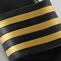 Nouveau 🎁 Claquettes Adilette Aqua EG1758 Noir Doré de adidas ✔️ 11 Nouveau 🎁 Claquettes Adilette Aqua EG1758 Noir Doré de adidas ✔️ -Pas Cher adidas Magasin adidas 248947 EG1758 20210128T153311 02