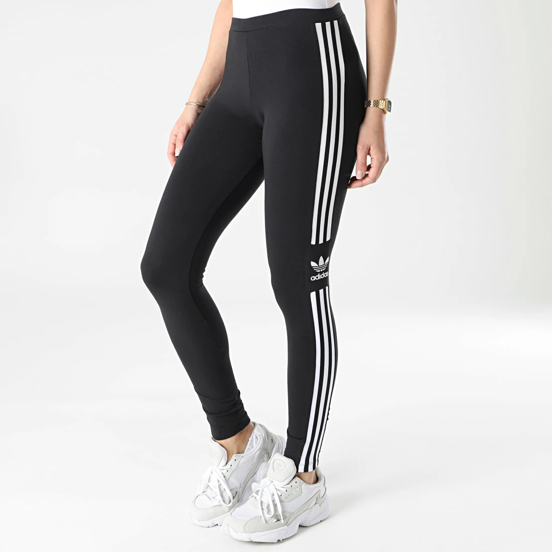 Le moins cher 🥰 Legging Femme A Bandes Trefoil DV2636 Noir de Adidas Originals 🤩 3 Le moins cher 🥰 Legging Femme A Bandes Trefoil DV2636 Noir de Adidas Originals 🤩