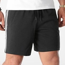 Les meilleures critiques de 🎁 Short Jogging A Bandes 3 Stripes GK9597 Noir de Adidas Performance 🔔 -Pas Cher adidas Magasin adidas 267367 GK9597 20210528T155835 04