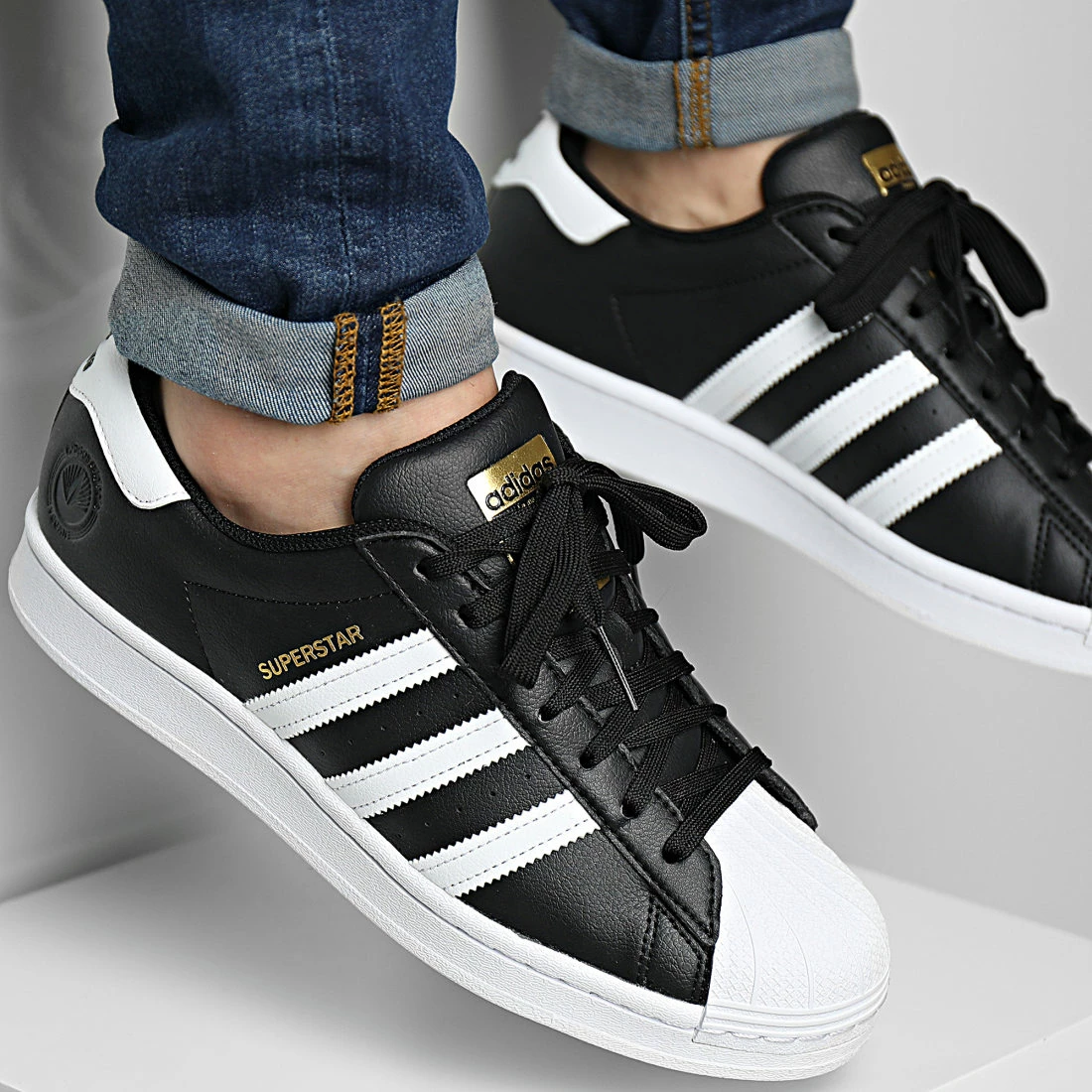 Tout neuf 🌟 Baskets Superstar Vegan FW2296 Core Black Cloud White Gold Metallic de Adidas Originals 🔔 3 Tout neuf 🌟 Baskets Superstar Vegan FW2296 Core Black Cloud White Gold Metallic de Adidas Originals 🔔