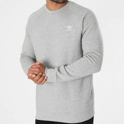 Vente flash ✨ Sweat Crewneck Essential H34644 Gris Chiné de Adidas Originals 😉 12 Vente flash ✨ Sweat Crewneck Essential H34644 Gris Chiné de Adidas Originals 😉 -Pas Cher adidas Magasin adidas 269451 H34642 20210609T160628 05
