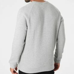 Vente flash ✨ Sweat Crewneck Essential H34644 Gris Chiné de Adidas Originals 😉 13 Vente flash ✨ Sweat Crewneck Essential H34644 Gris Chiné de Adidas Originals 😉 -Pas Cher adidas Magasin adidas 269451 H34642 20210609T160631 06