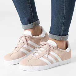 Meilleure affaire 👏 Baskets Femme Gazelle H01512 Pink Tint Cloud White de Adidas Originals ✨
