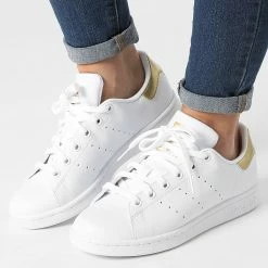 Les meilleures critiques de 👏 Baskets Femme Stan Smith G58184 Cloud White Gold Metallic de Adidas Originals ❤️
