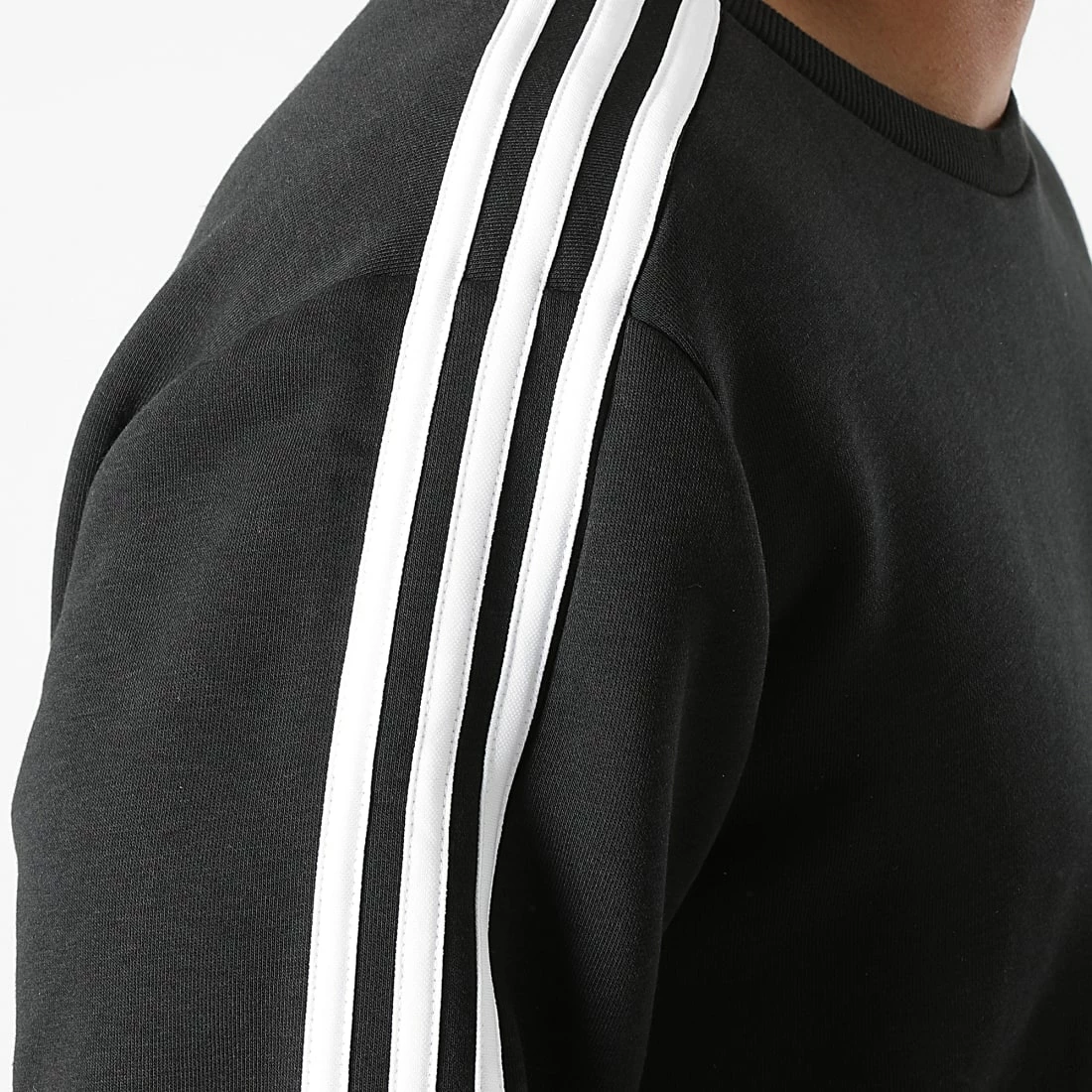 Le moins cher ✔️ Sweat Crewneck A Bandes GK9579 Noir de Adidas Performance 💯 6 Le moins cher ✔️ Sweat Crewneck A Bandes GK9579 Noir de Adidas Performance 💯 – Image 4