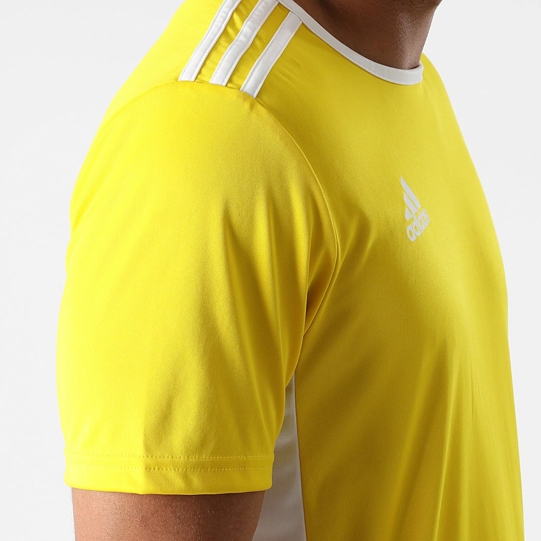 Acheter 😀 Tee 👚 Shirt A Bandes Entrada 18 CD8390 Jaune de Adidas Performance 🧨 6 Acheter 😀 Tee 👚 Shirt A Bandes Entrada 18 CD8390 Jaune de Adidas Performance 🧨 – Image 4
