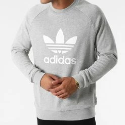 Meilleure vente 🥰 Sweat Crewneck A Bandes Trefoil H06650 Gris Chiné de Adidas Originals 👏 -Pas Cher adidas Magasin adidas 271391 H06650 20210625T155841 03