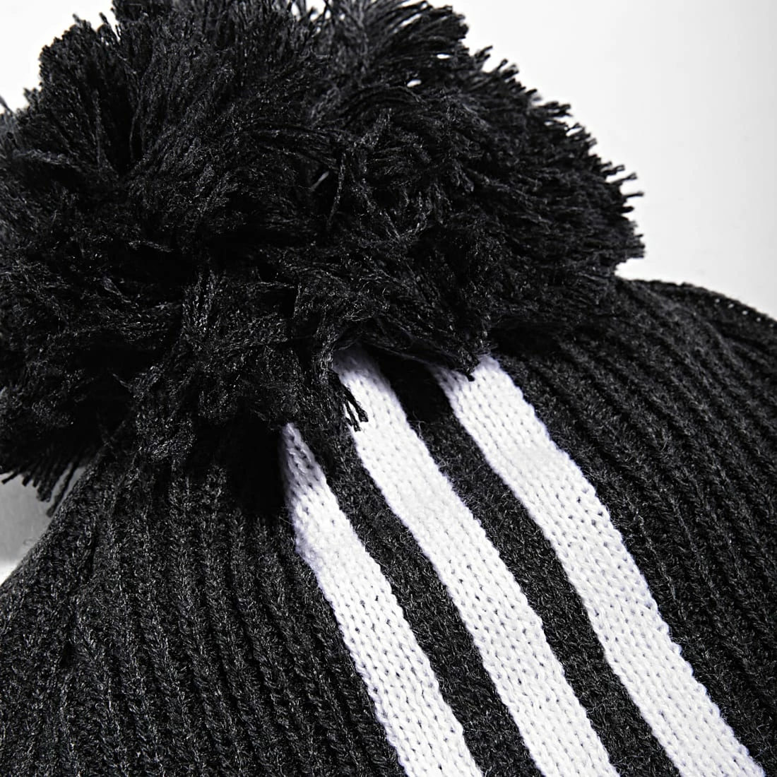 Sortie ⌛ Bonnet H35510 Noir de Adidas Originals ✨ 5 Sortie ⌛ Bonnet H35510 Noir de Adidas Originals ✨ – Image 3