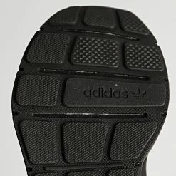 Budget 😍 Baskets Swift Run X FY2116 Core Black de Adidas Originals 😍 13 Budget 😍 Baskets Swift Run X FY2116 Core Black de Adidas Originals 😍 -Pas Cher adidas Magasin adidas 275125 FY2116 20210721T152228 05