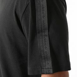 Sortie 🔔 Tee 👚 Shirt A Bandes H11498 Noir de Adidas Originals 👍 11 Sortie 🔔 Tee 👚 Shirt A Bandes H11498 Noir de Adidas Originals 👍 -Pas Cher adidas Magasin adidas 275492 H11498 20210723T143301 04