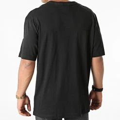 Sortie 🔔 Tee 👚 Shirt A Bandes H11498 Noir de Adidas Originals 👍 13 Sortie 🔔 Tee 👚 Shirt A Bandes H11498 Noir de Adidas Originals 👍 -Pas Cher adidas Magasin adidas 275492 H11498 20210723T143303 06