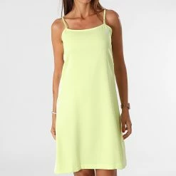 Meilleure affaire 🥰 Robe Débardeur Femme A Bandes H37805 Vert Fluo de Adidas Originals 😍 -Pas Cher adidas Magasin adidas 275685 H37805 20210727T155606 03