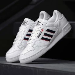 De gros 😀 Baskets Continental 80 Stripes FX5090 Footwear White Collegiate Navy Vivid Red de Adidas Originals 😉 12 De gros 😀 Baskets Continental 80 Stripes FX5090 Footwear White Collegiate Navy Vivid Red de Adidas Originals 😉 -Pas Cher adidas Magasin adidas 280245 FX5090 20210824T092949 06