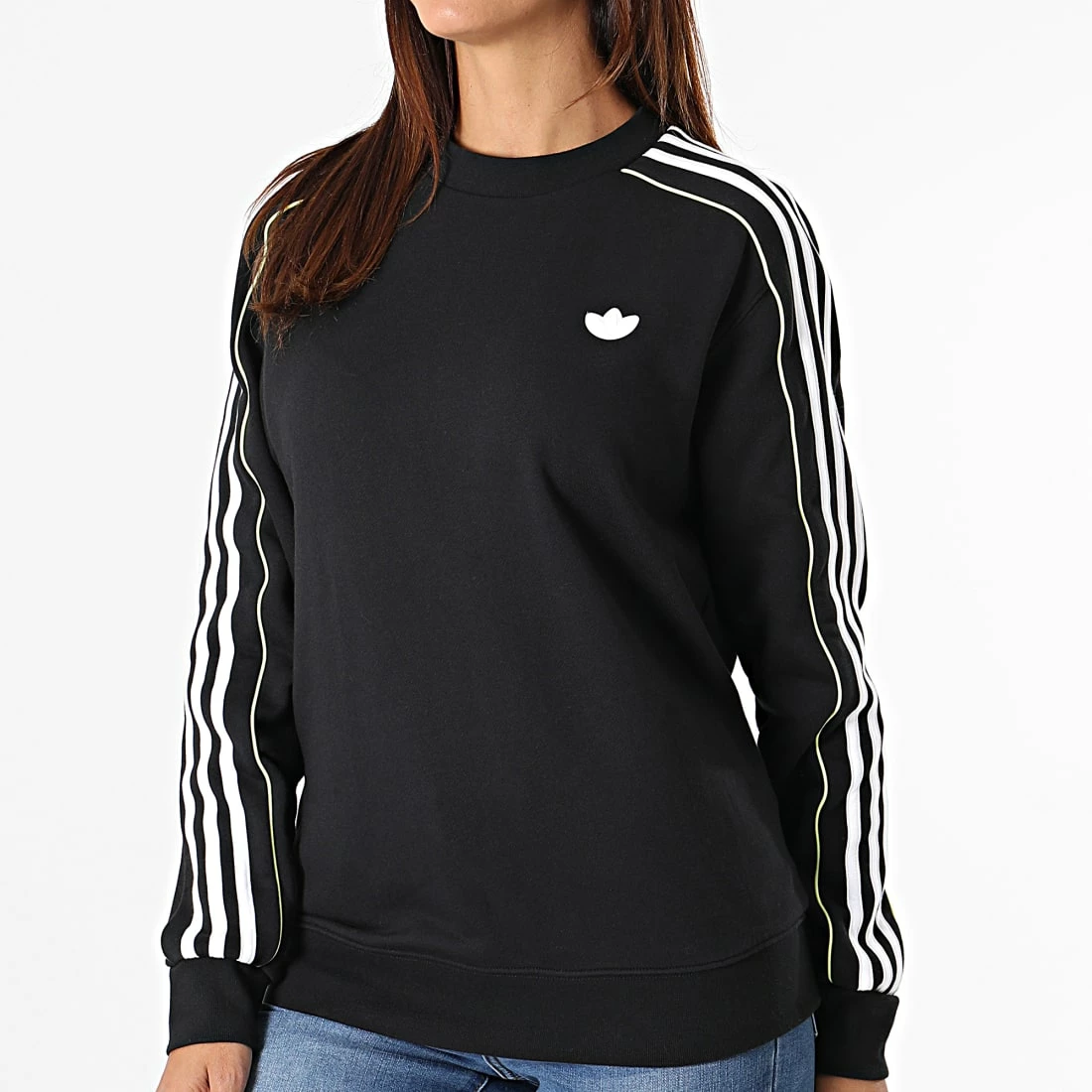 Le moins cher 😀 Sweat Crewneck Femme A Bandes H15826 Noir de Adidas Originals 🤩 3 Le moins cher 😀 Sweat Crewneck Femme A Bandes H15826 Noir de Adidas Originals 🤩