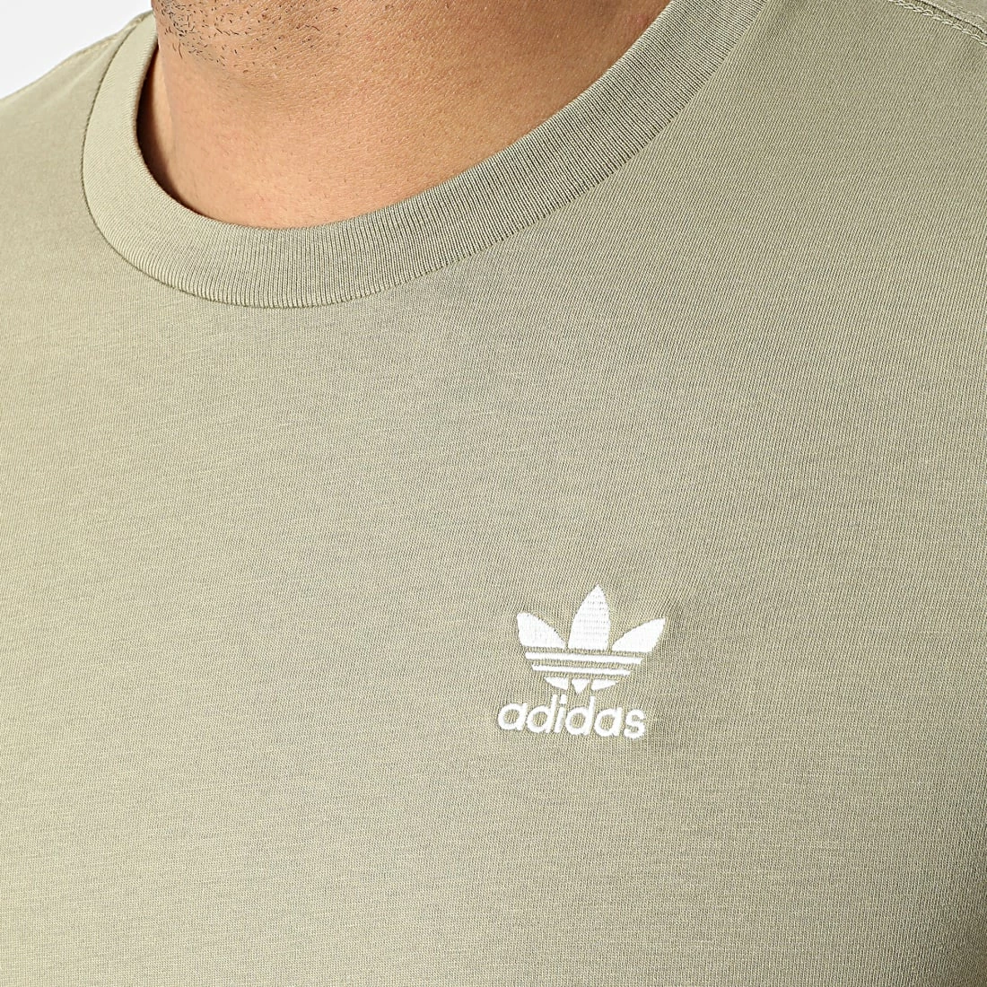 Nouveau 🥰 Tee 👚 Shirt Essential H34629 Vert Kaki de Adidas Originals 🎁 4 Nouveau 🥰 Tee 👚 Shirt Essential H34629 Vert Kaki de Adidas Originals 🎁 – Image 2