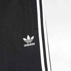 Sortie 🤩 Short Jogging A Bandes Enfant H32342 Noir de Adidas Originals 💯 -Pas Cher adidas Magasin adidas 292261 H32342 20211119T160258 03