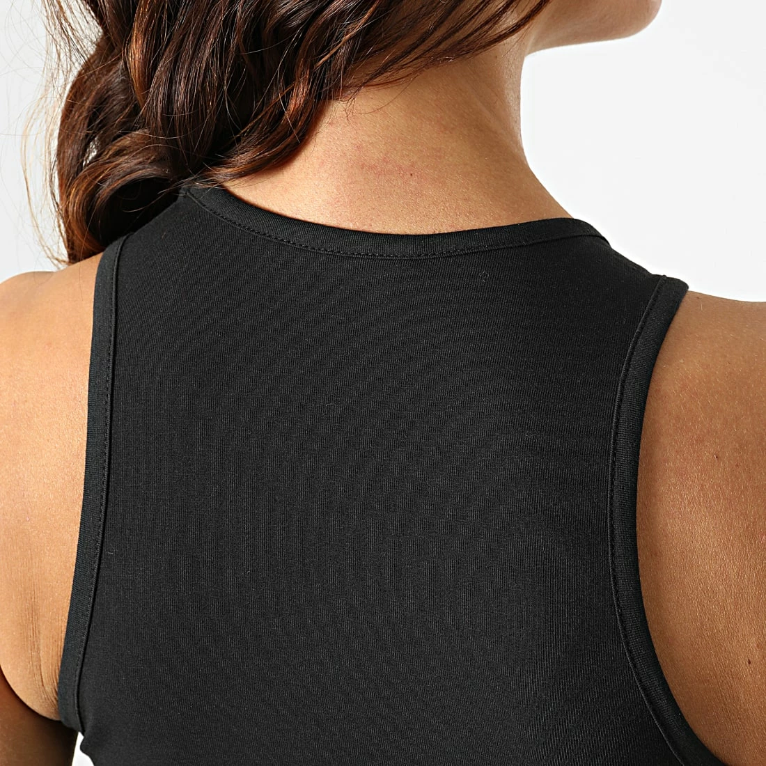 Offres 💯 Robe Débardeur Femme HF7486 Noir de Adidas Originals 🌟 6 Offres 💯 Robe Débardeur Femme HF7486 Noir de Adidas Originals 🌟 – Image 4