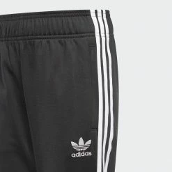 Coupon 🌟 Pantalon Jogging Enfant GN8453 Noir de Adidas Originals 🔔 7 Coupon 🌟 Pantalon Jogging Enfant GN8453 Noir de Adidas Originals 🔔 -Pas Cher adidas Magasin adidas 293330 GN8453 20211206T160640 02