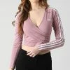 Tout neuf 🌟 Tee 👕 Shirt Manches Longues Crop Femme A Bandes HE4957 Mauve Clair de Adidas Originals 😉 -Pas Cher adidas Magasin adidas 293381 HE4957 20211210T151246 01