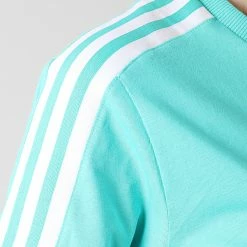 Meilleure affaire 😍 Tee 👕 Shirt Femme A Bandes HF7456 Turquoise de Adidas Originals 🛒 11 Meilleure affaire 😍 Tee 👕 Shirt Femme A Bandes HF7456 Turquoise de Adidas Originals 🛒 -Pas Cher adidas Magasin adidas 293384 HF7456 20211209T155924 04