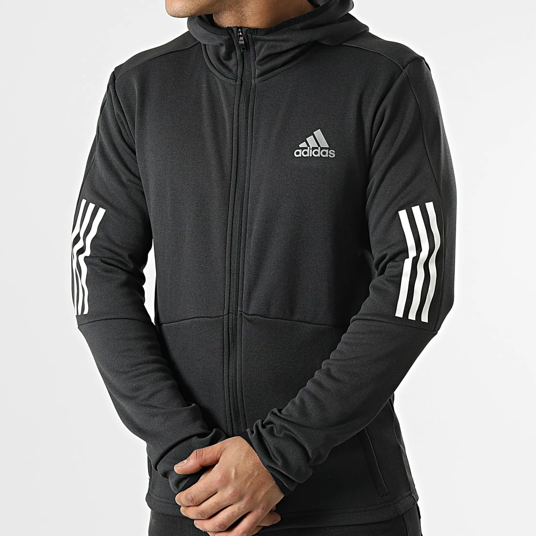 Grosses soldes 😉 Veste Zippée Capuche A Bandes HC3060 Gris Anthracite de Adidas Performance ✔️ 3 Grosses soldes 😉 Veste Zippée Capuche A Bandes HC3060 Gris Anthracite de Adidas Performance ✔️