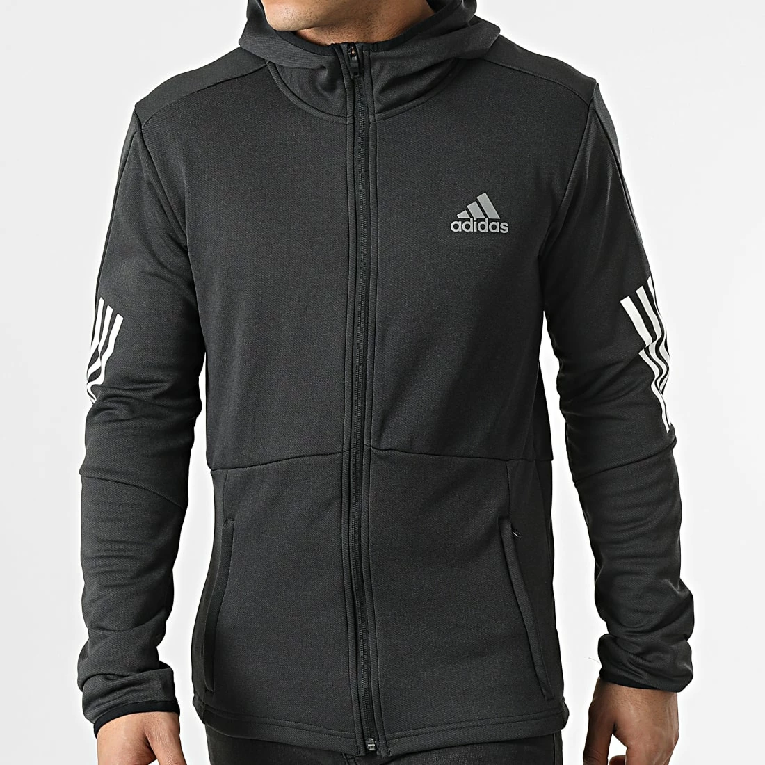 Grosses soldes 😉 Veste Zippée Capuche A Bandes HC3060 Gris Anthracite de Adidas Performance ✔️ 7 Grosses soldes 😉 Veste Zippée Capuche A Bandes HC3060 Gris Anthracite de Adidas Performance ✔️ – Image 5