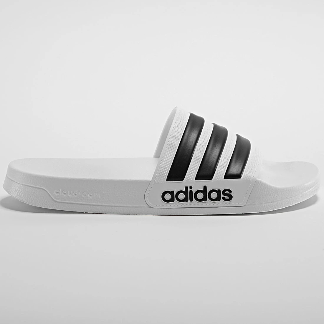 Grosses soldes 🧨 Claquettes Adilette Shower GZ5921 Blanc de Adidas Originals ✨ 5 Grosses soldes 🧨 Claquettes Adilette Shower GZ5921 Blanc de Adidas Originals ✨ – Image 3