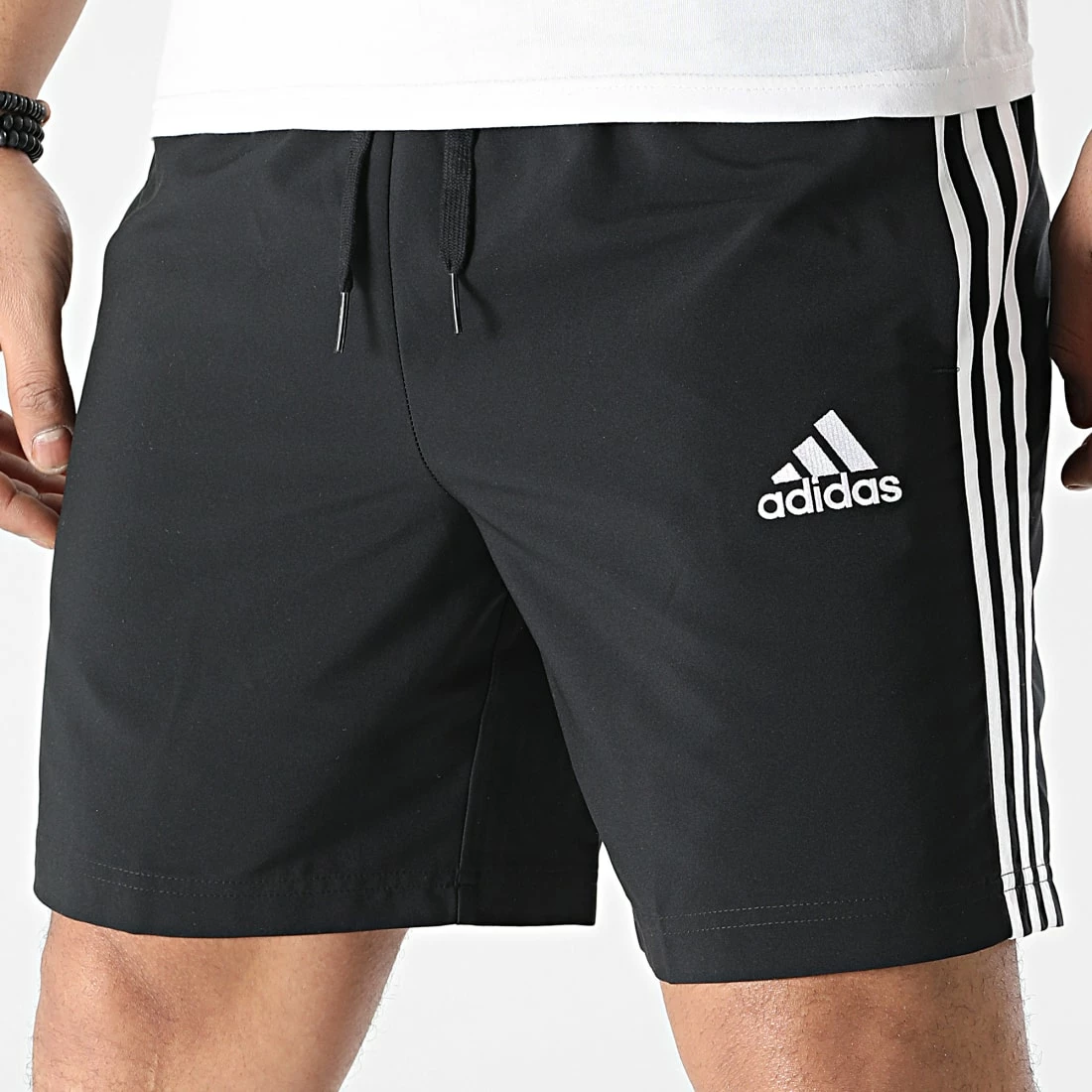Top 10 ✔️ Short Jogging A Bandes 3 Stripes GL0022 Noir de Adidas Performance 🧨 3 Top 10 ✔️ Short Jogging A Bandes 3 Stripes GL0022 Noir de Adidas Performance 🧨