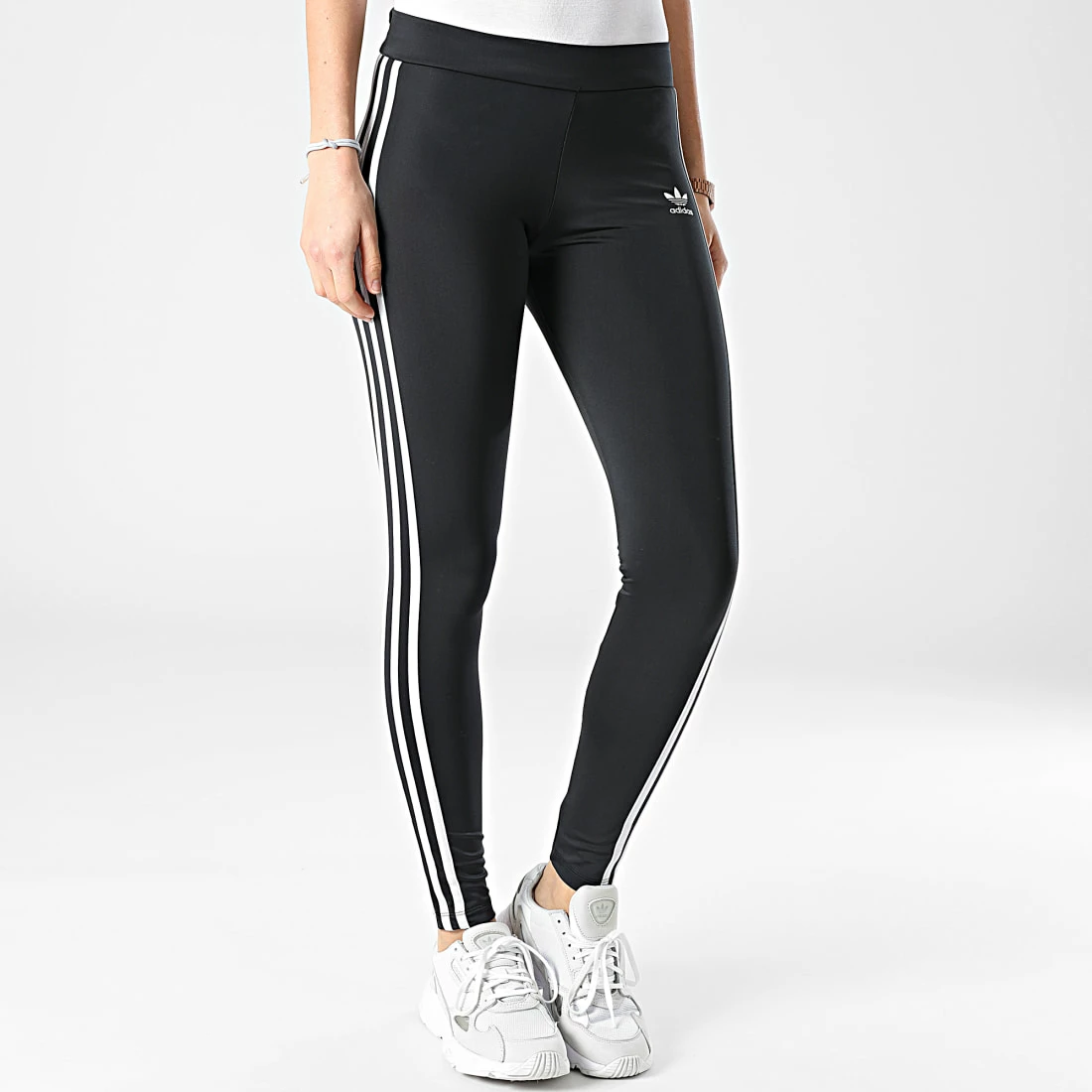 Meilleur prix 🔔 Legging Femme A Bandes HF7536 Noir de Adidas Originals 🥰 6 Meilleur prix 🔔 Legging Femme A Bandes HF7536 Noir de Adidas Originals 🥰 – Image 4
