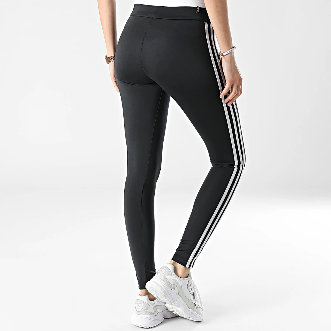 Meilleur prix 🔔 Legging Femme A Bandes HF7536 Noir de Adidas Originals 🥰 8 Meilleur prix 🔔 Legging Femme A Bandes HF7536 Noir de Adidas Originals 🥰 – Image 6