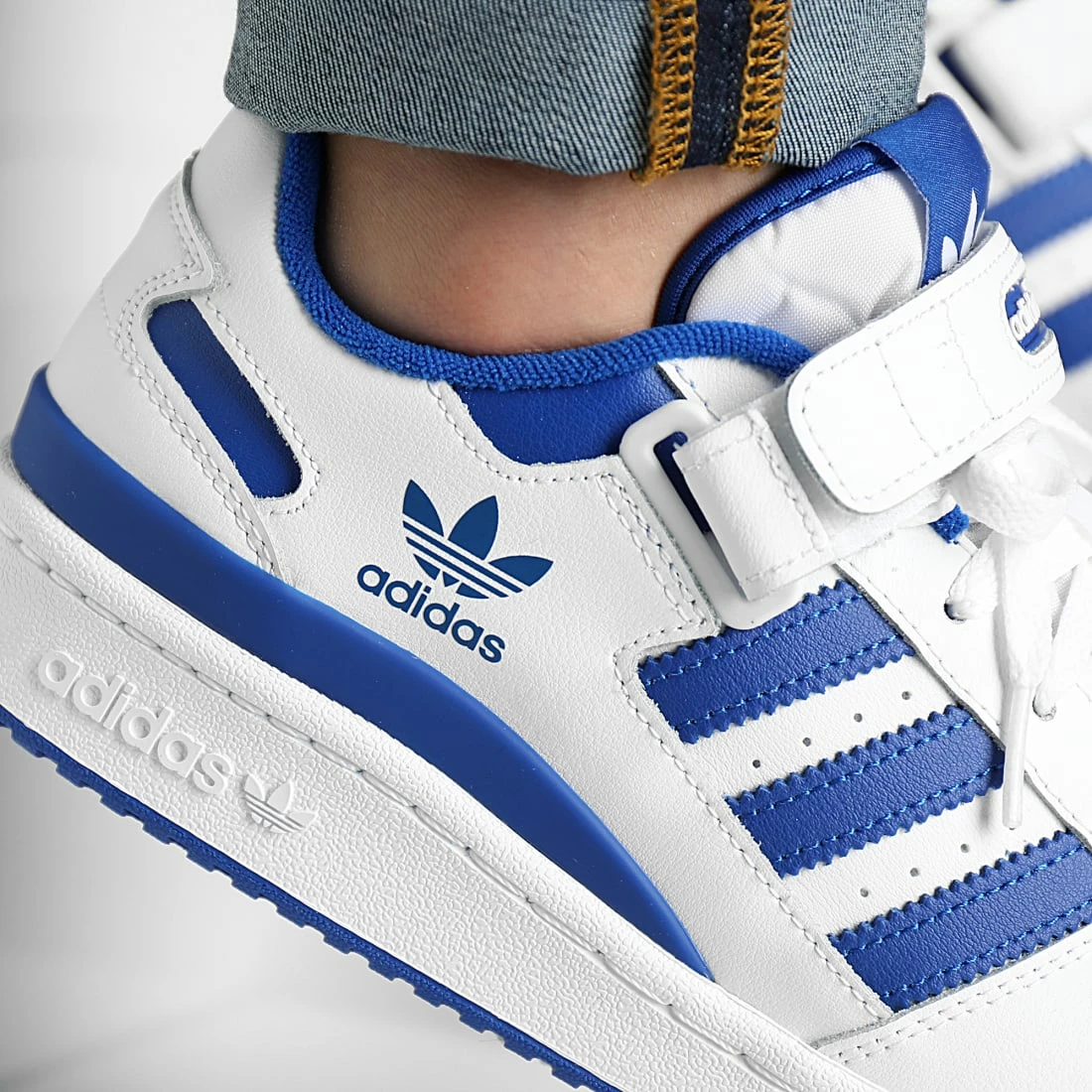 Budget 😉 Baskets Forum Low FY7756 Footwear White Royal Blue de Adidas Originals 🛒 5 Budget 😉 Baskets Forum Low FY7756 Footwear White Royal Blue de Adidas Originals 🛒 – Image 3