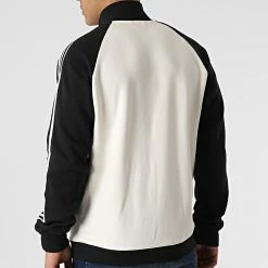 Meilleure vente 🎉 Veste Zippée A Bandes Juventus H67146 Beige Noir de Adidas Performance 😉 -Pas Cher adidas Magasin adidas 297982 H67146 20220117T120815 06