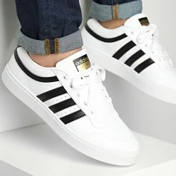 Budget 🧨 Baskets Bryony H04641 Cloud White Core Black Gold Metallic de Adidas Originals ✔️