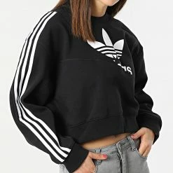 Coupon ❤️ Sweat Crewneck Femme Crop HC4622 Noir de Adidas Originals 🤩