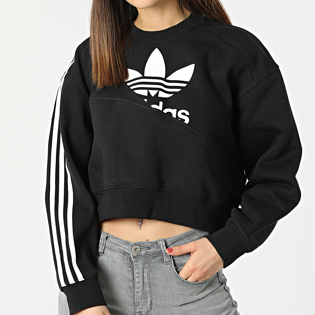 Coupon ❤️ Sweat Crewneck Femme Crop HC4622 Noir de Adidas Originals 🤩 7 Coupon ❤️ Sweat Crewneck Femme Crop HC4622 Noir de Adidas Originals 🤩 – Image 5