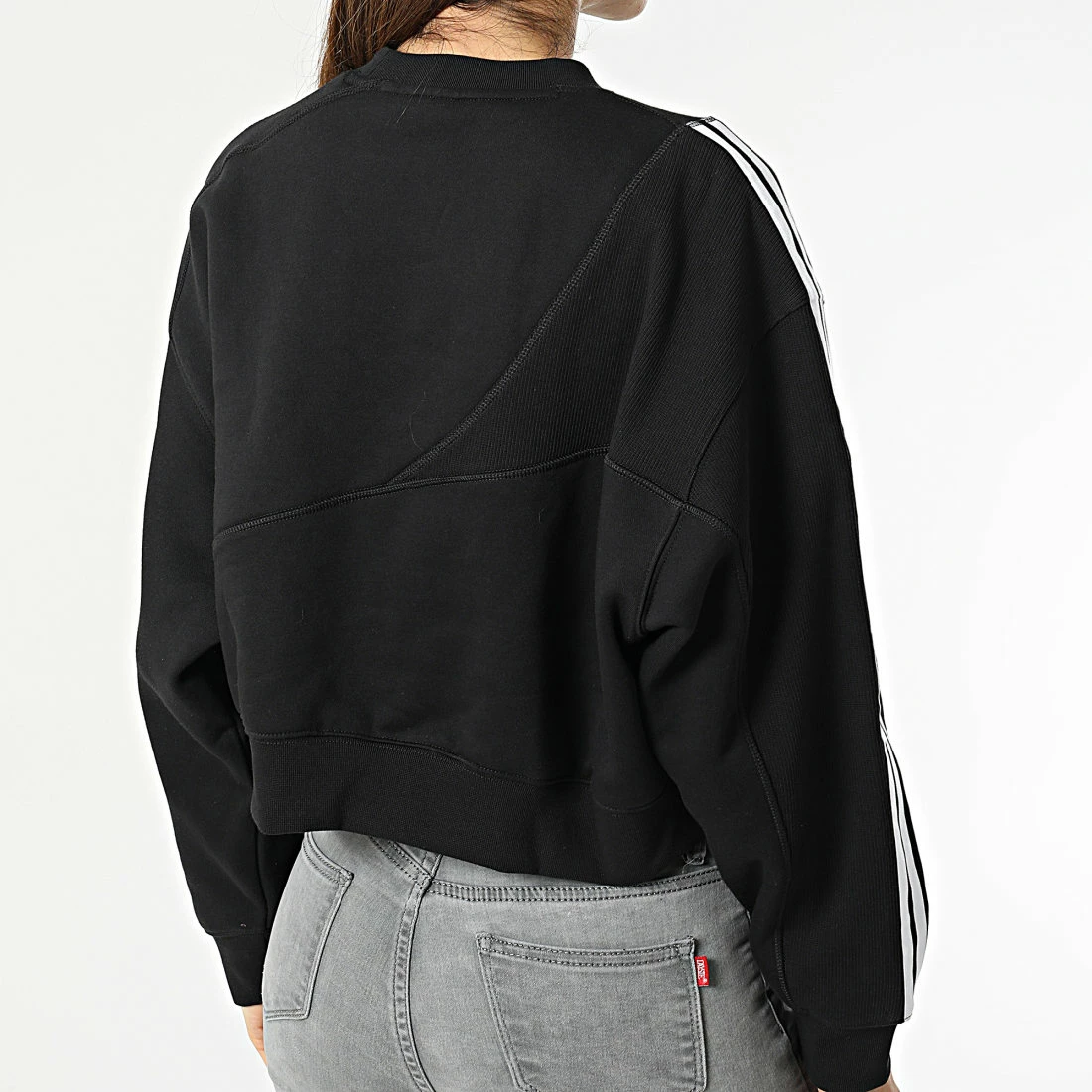 Coupon ❤️ Sweat Crewneck Femme Crop HC4622 Noir de Adidas Originals 🤩 8 Coupon ❤️ Sweat Crewneck Femme Crop HC4622 Noir de Adidas Originals 🤩 – Image 6