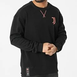 Nouveau 🌟 Sweat Crewneck Juventus H67143 Noir de Adidas Performance 🛒 -Pas Cher adidas Magasin adidas 300190 H67143 20220128T100216 03