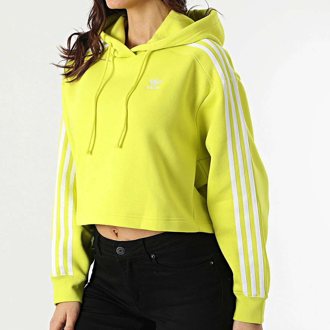 Grosses soldes 🥰 Sweat Capuche Femme Crop A Bandes HC7532 Vert Fluo de Adidas Originals 💯 3 Grosses soldes 🥰 Sweat Capuche Femme Crop A Bandes HC7532 Vert Fluo de Adidas Originals 💯